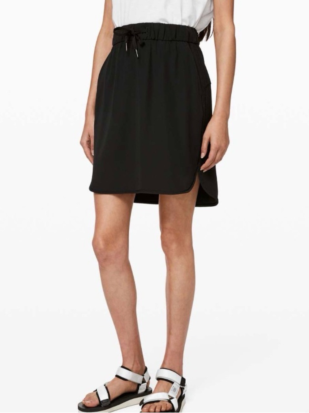 Lululemon On The Fly Skirt Black Size 6 Luxtreme Drawstring Casual Athletic